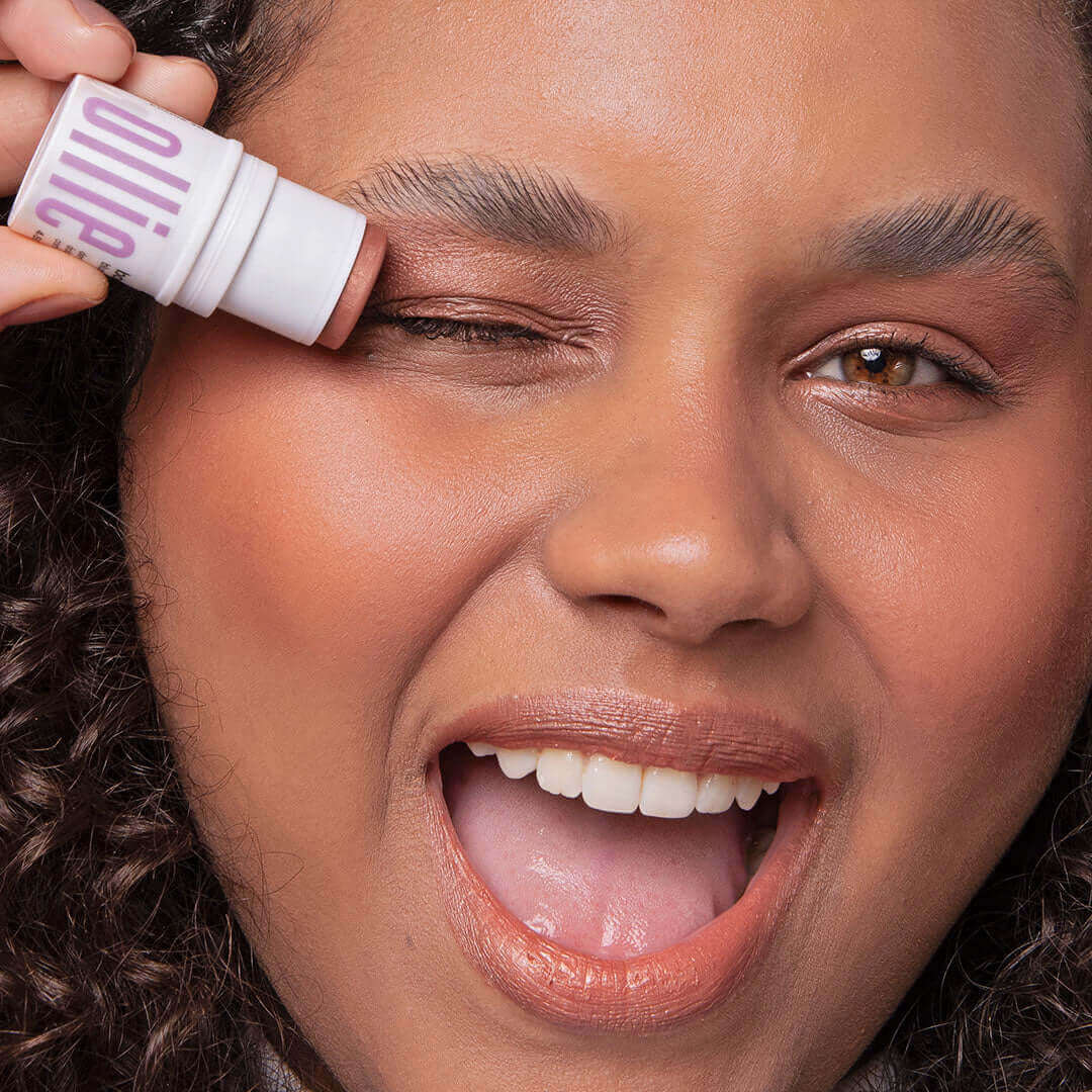 Bastão 3 em 1 - Blush, Batom e Sombra FPS 95